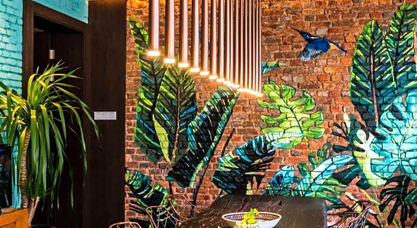 Tien Terrace Macalister