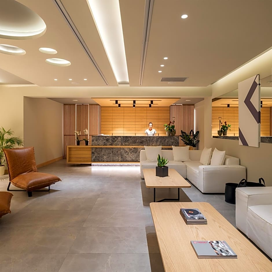 Ikones Seafront Luxury Suites