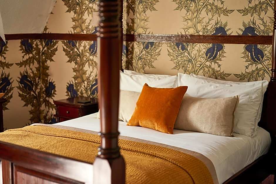 Stage House Bed & Breakfast