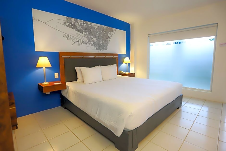 TRYP by Wyndham Chetumal