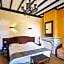 BRIT HOTEL Notre Dame