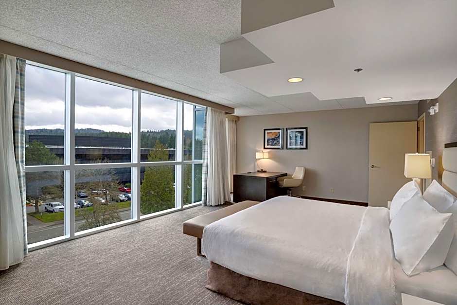 Embassy Suites by Hilton Seattle Bellevue
