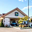 Quality Inn & Suites Escanaba North