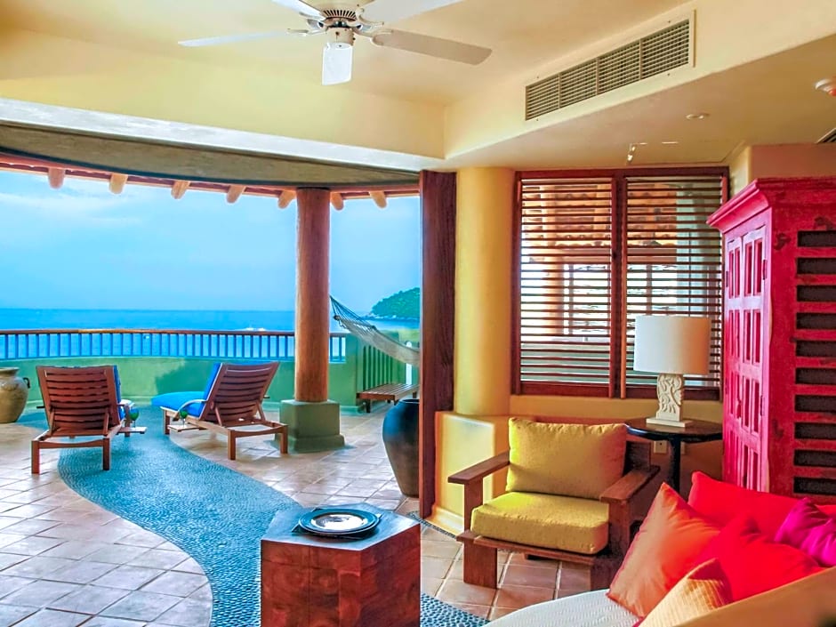 Hilton Grand Vacations Club Zihuatanejo