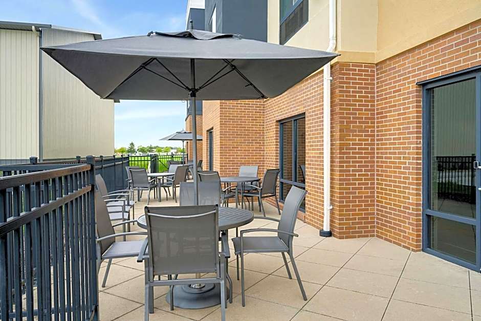 Fairfield Inn & Suites by Marriott Bloomington