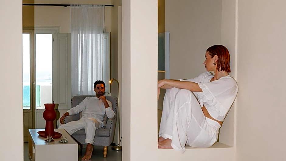 Apeiron Blue Santorini - Adults Only 14 plus - Apeiron Hotels