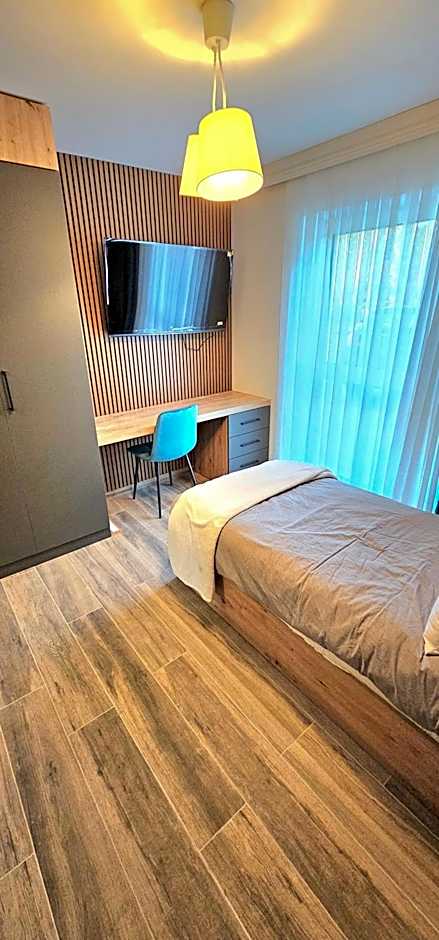 Hira Boarding Aparthotel