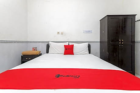 RedDoorz near Stasiun Malang Kota Lama 2