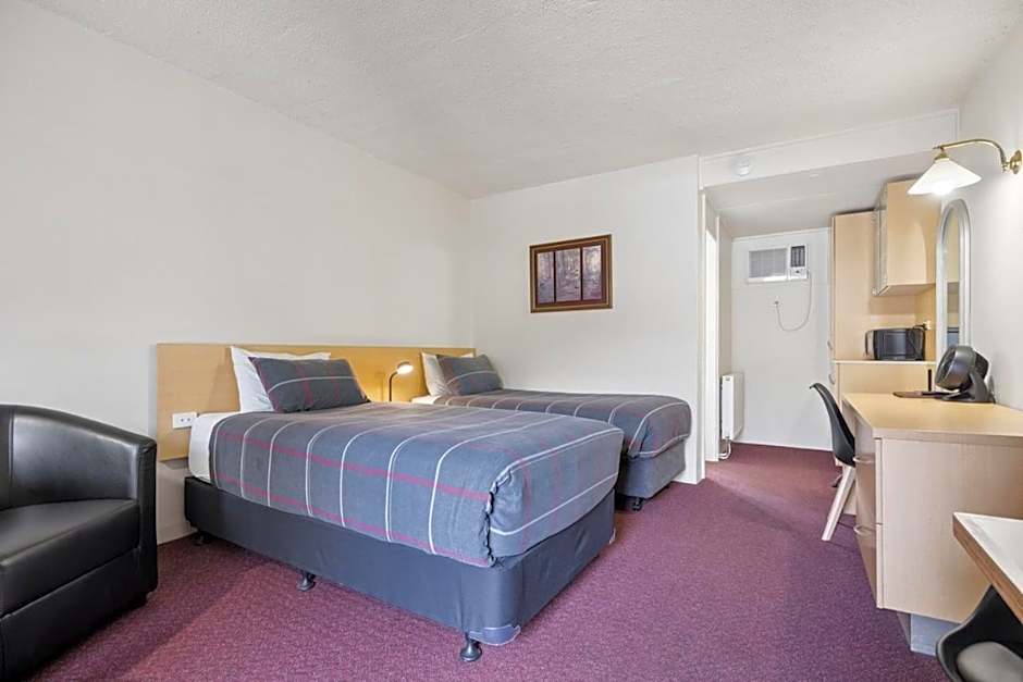 Cooma Motor Lodge Motel