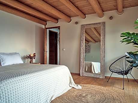 Grand One Bedroom Penthouse with Sea View