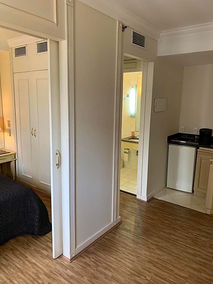 Vila Oimpia Prime Suites
