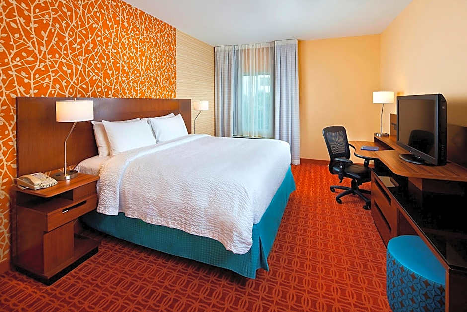 Fairfield Inn & Suites by Marriott Houston Hobby Airport