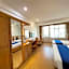 Sandals Hoang Yen Hotel