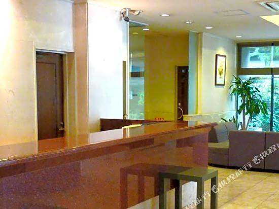 Kuwana Park Hotel