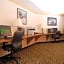 Holiday Inn Express Hotel & Suites Raton By IHG