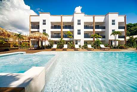 Naboo Resort & Dive Center - Adults Only