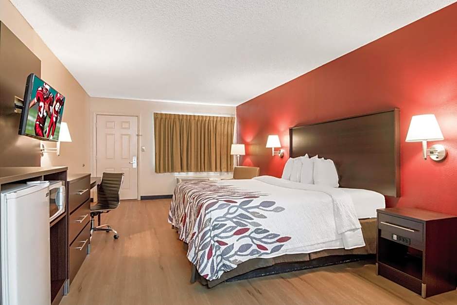 Red Roof Inn Acworth - Emerson / LakePoint South