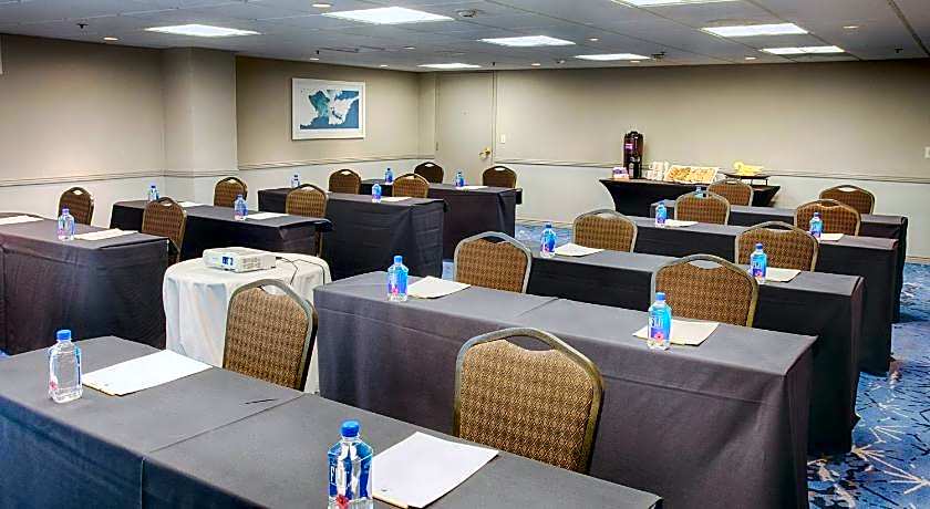 DoubleTree By Hilton Hotel Denver North