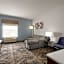 La Quinta Inn & Suites by Wyndham Savannah Airport - Pooler