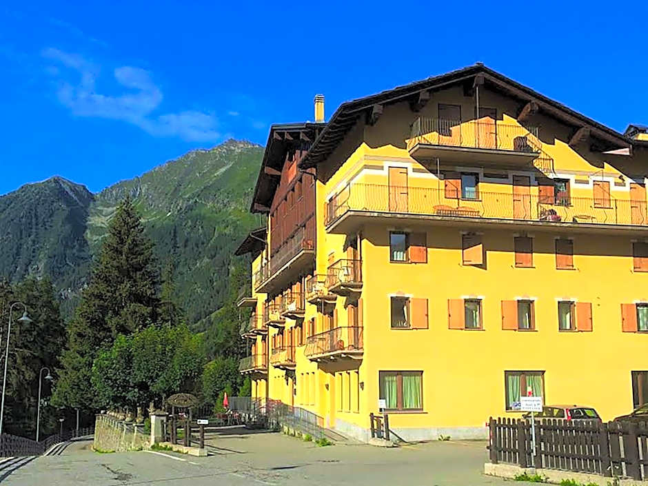 R.T.A. Hotel Monte Rosa