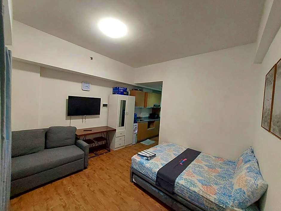 ANIA CONDO STAY