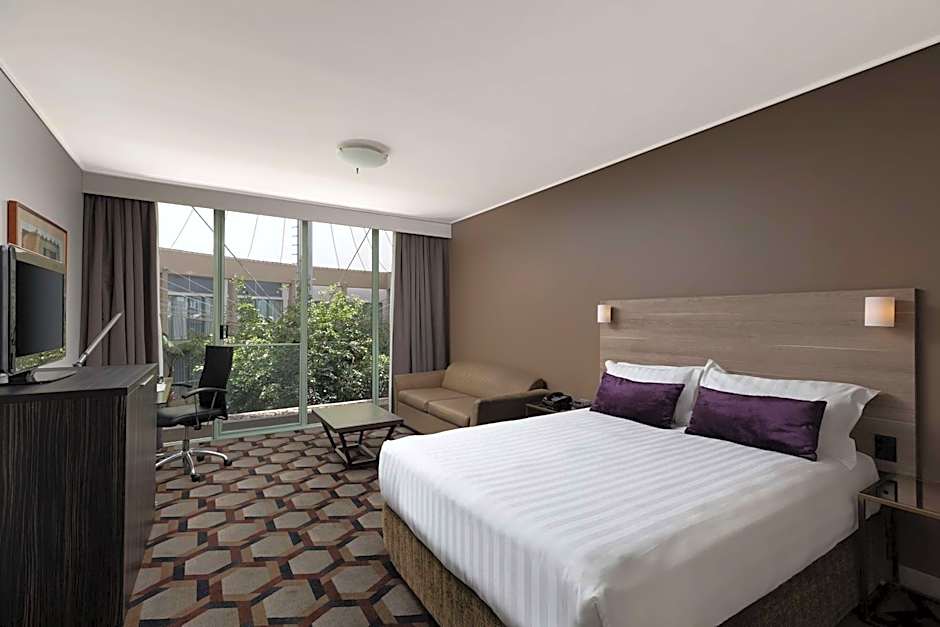 Rydges Capital Hill Canberra