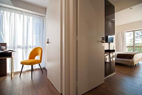 Lifestyle 2-bedroom Suite with City View