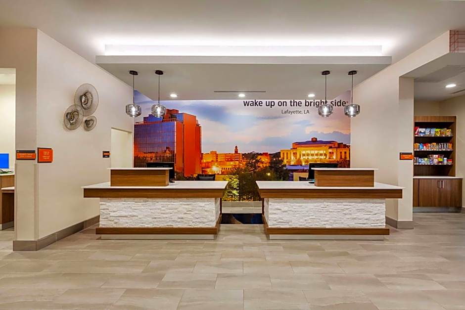 La Quinta Inn & Suites by Wyndham Lafayette Oil Center