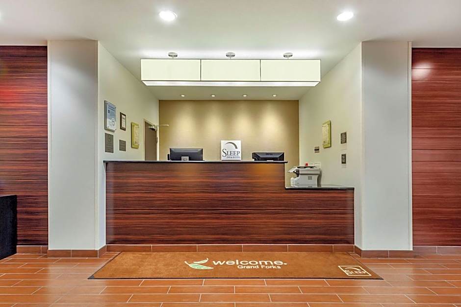 Sleep Inn & Suites Grand Forks Near Alerus Center