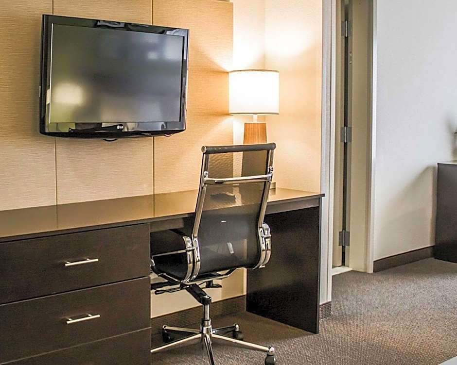 Sleep Inn & Suites Harrisburg