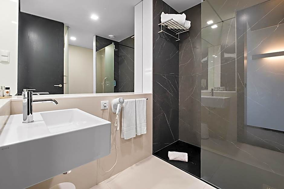 Axis Viana Business & SPA Hotel