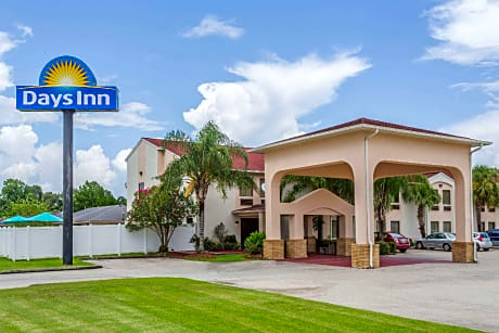 Days Inn by Wyndham Houma LA