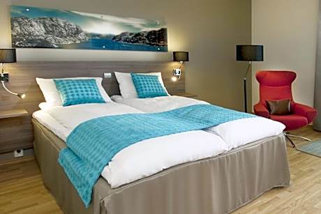 Standard Family Room