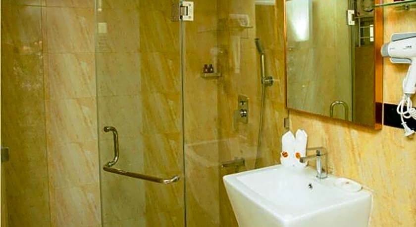 Hotel Omni Residency