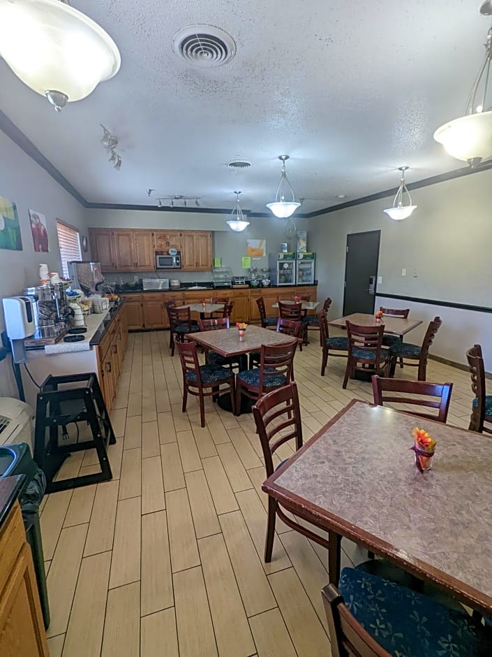 Quality Inn & Suites Delaware