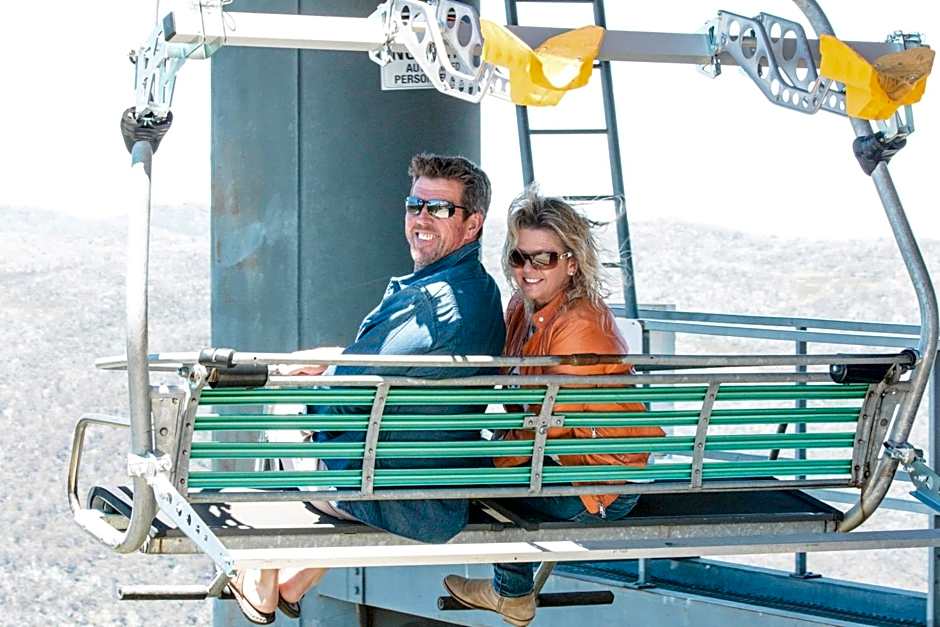 Bernti's Mountain Inn