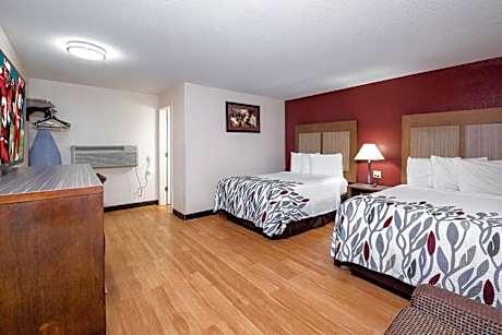 Deluxe Room with Two Double Beds Smoke Free