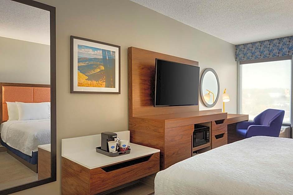 Hampton Inn By Hilton Charlottesville