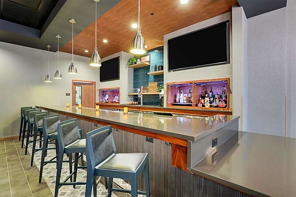 Drury Inn & Suites Dayton North