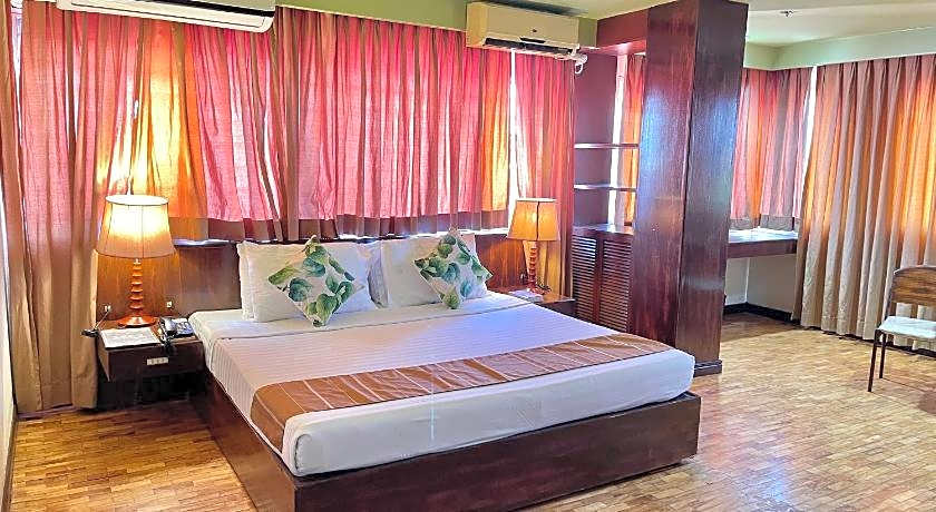 The Vip Hotel