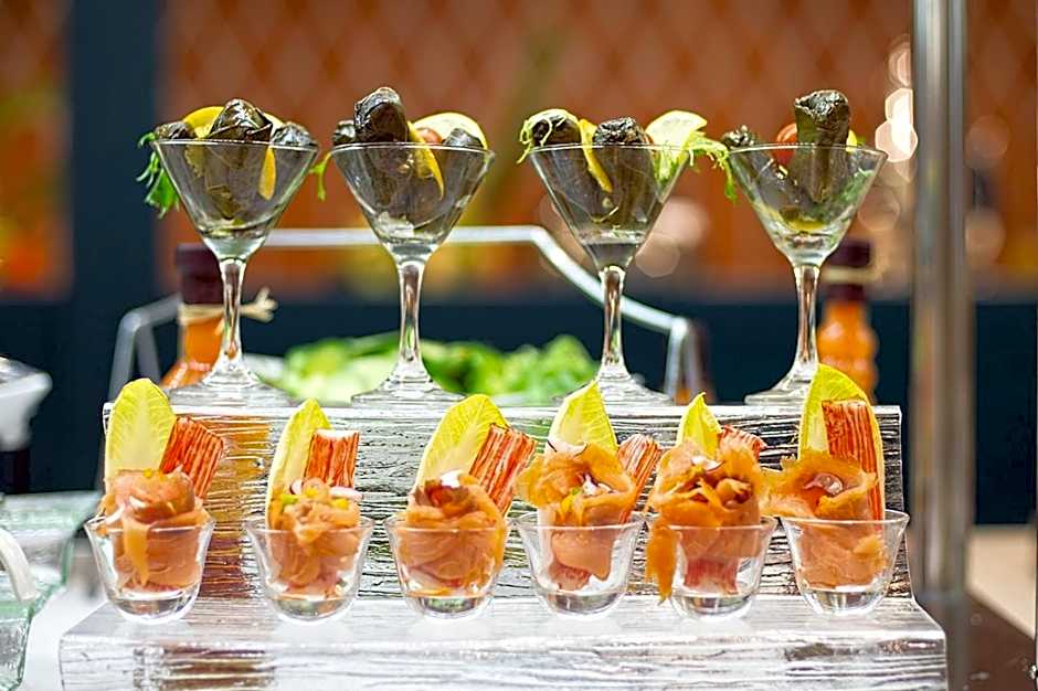 Holiday Suites Al Azizia