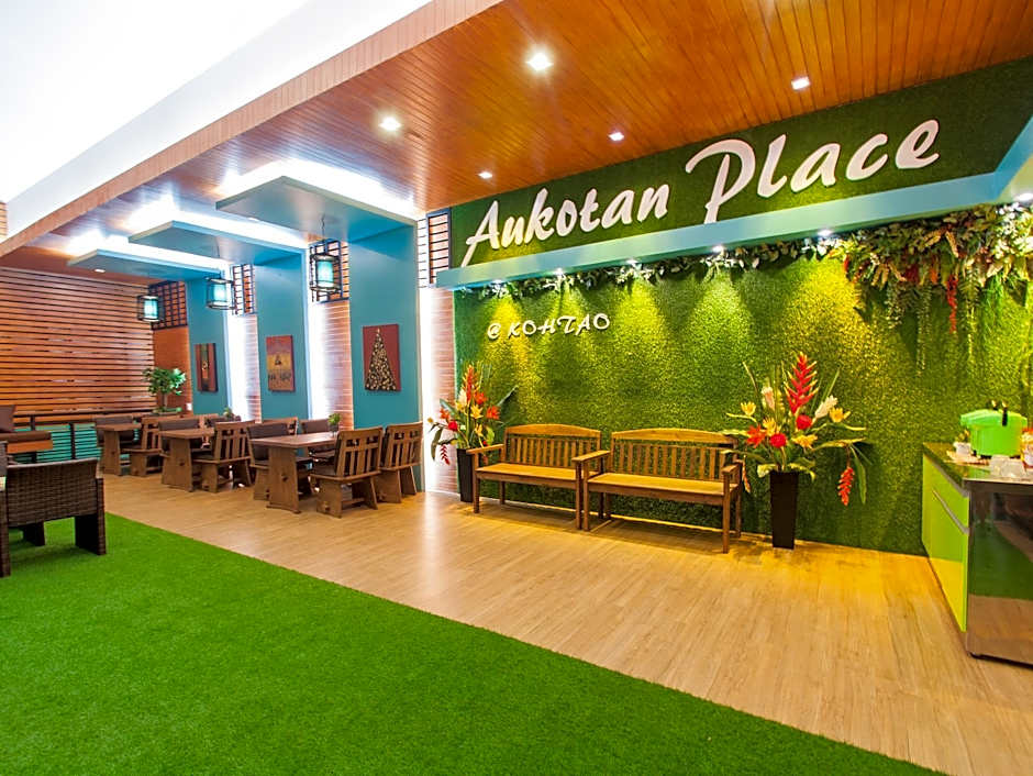 Aukotan Place Hotel