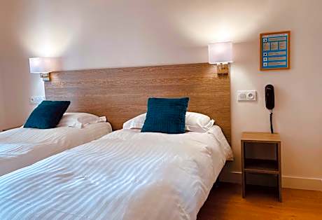 Twin Room with Side Sea View