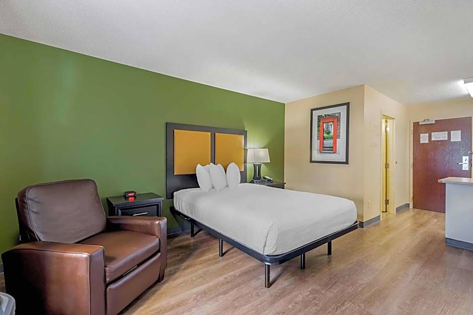 Extended Stay America Suites - St. Louis - St. Peters