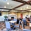 Cobblestone Inn & Suites - Altamont