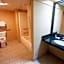 Hamilton Inn Select Beachfront Mackinaw City