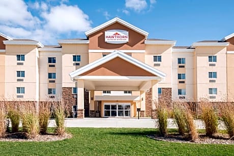 Hawthorn Suites by Wyndham Dickinson