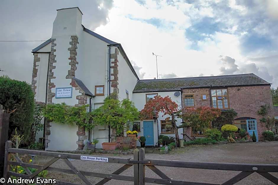 Lea House Bed and Breakfast