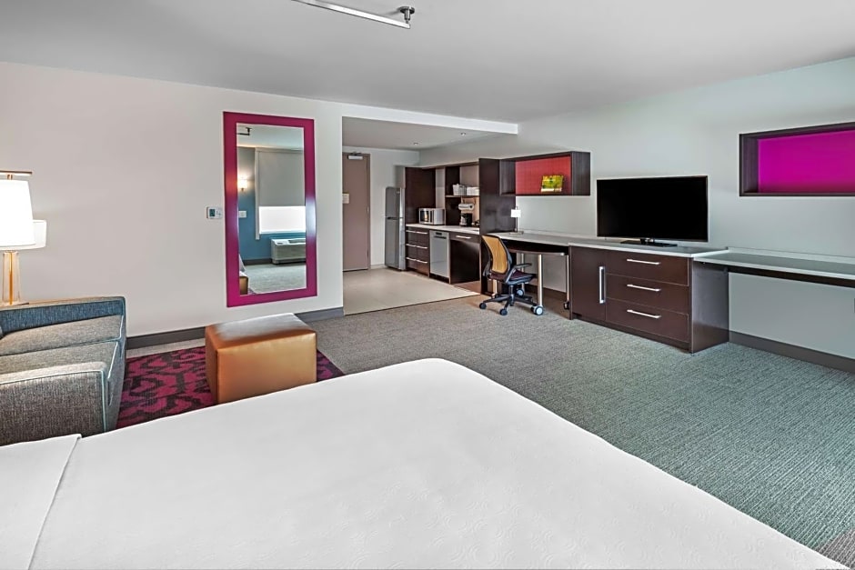 Home2 Suites by Hilton Laredo, TX