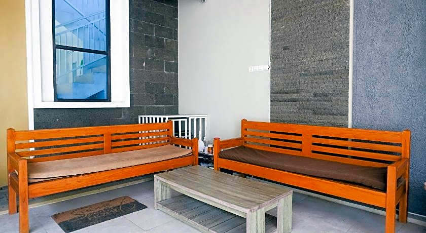 De Russen By RedDoorz – Sleman, MN
